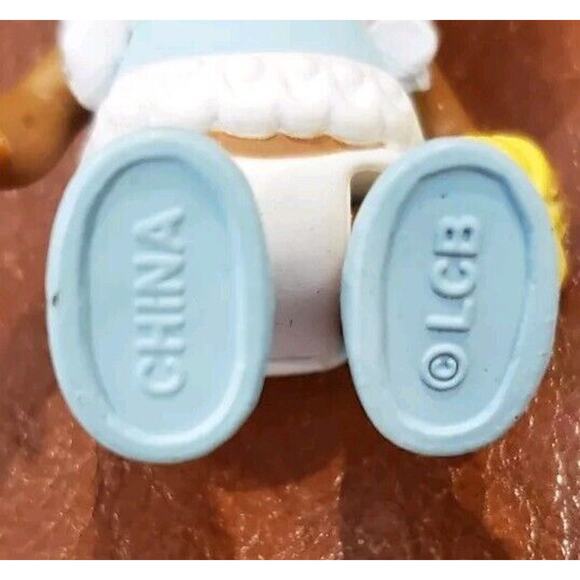 LCB Learning Curve Dollhouse Baby Girl Bottle Replacement Toy Blue White Rare - Picture 3 of 11